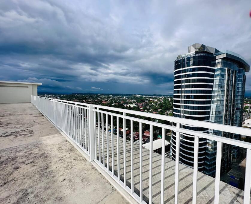 Lengs Place 1 - Studio Unit At Inspiria Condo Beside Abreeza Mall Davao City 外观 照片